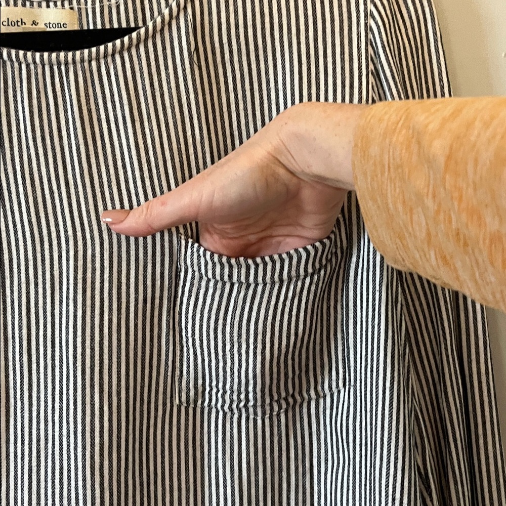 Cloth and Stone from Anthropologie black and white‎ striped top - Picture 3 of 7